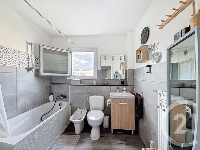 maison à vendre - 5 pièces - 91.0 m2 - LE CRES - 34 - LANGUEDOC-ROUSSILLON - Century 21 Vicarello