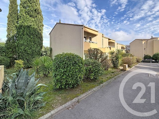 Appartement F3 bis à vendre - 4 pièces - 81.52 m2 - MONTPELLIER - 34 - LANGUEDOC-ROUSSILLON - Century 21 Vicarello