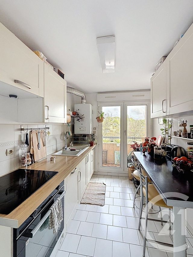 Appartement F3 bis à vendre - 4 pièces - 81.52 m2 - MONTPELLIER - 34 - LANGUEDOC-ROUSSILLON - Century 21 Vicarello