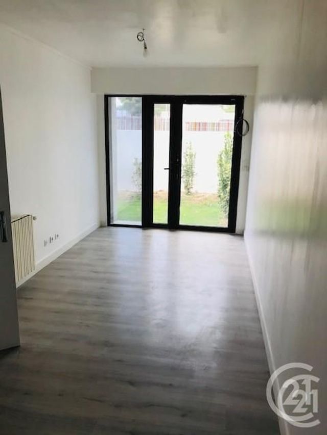 Afficher la photo en grand maison à vendre - 5 pièces - 99.0 m2 - CASTELNAU LE LEZ - 34 - LANGUEDOC-ROUSSILLON - Century 21 Vicarello
