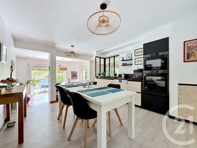 maison à vendre - 6 pièces - 208.0 m2 - CASTELNAU LE LEZ - 34 - LANGUEDOC-ROUSSILLON - Century 21 Vicarello