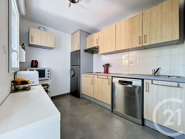 Appartement F4 à vendre - 4 pièces - 76.7 m2 - CASTELNAU LE LEZ - 34 - LANGUEDOC-ROUSSILLON - Century 21 Vicarello