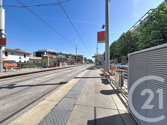 Appartement F4 à vendre - 4 pièces - 76.7 m2 - CASTELNAU LE LEZ - 34 - LANGUEDOC-ROUSSILLON - Century 21 Vicarello