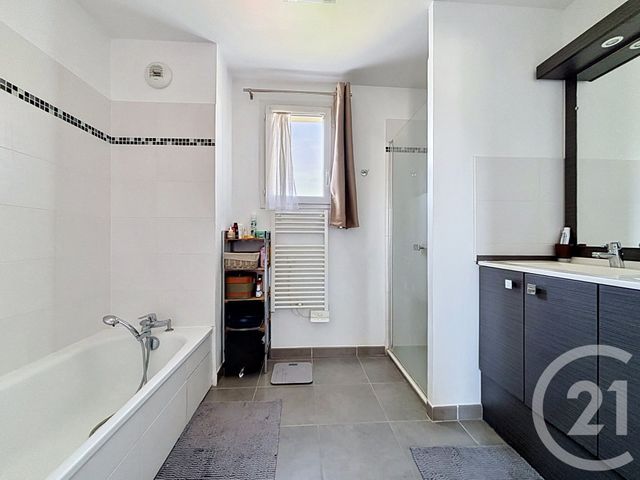 Appartement F4 à vendre - 4 pièces - 76.7 m2 - CASTELNAU LE LEZ - 34 - LANGUEDOC-ROUSSILLON - Century 21 Vicarello