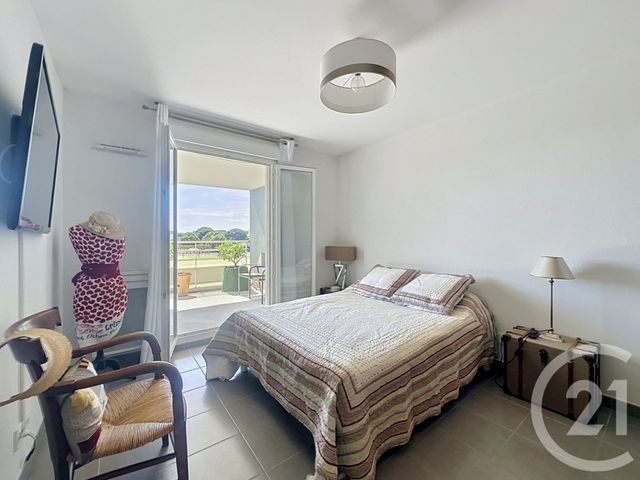 Appartement F3 à vendre - 3 pièces - 62.02 m2 - CASTELNAU LE LEZ - 34 - LANGUEDOC-ROUSSILLON - Century 21 Vicarello