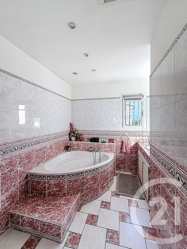 maison à vendre - 6 pièces - 131.22 m2 - CASTELNAU LE LEZ - 34 - LANGUEDOC-ROUSSILLON - Century 21 Vicarello