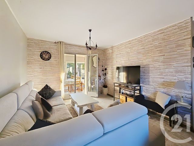 maison à vendre - 4 pièces - 80.0 m2 - CASTRIES - 34 - LANGUEDOC-ROUSSILLON - Century 21 Vicarello