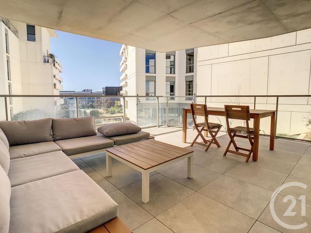 Appartement T3 à vendre - 3 pièces - 69.85 m2 - CASTELNAU LE LEZ - 34 - LANGUEDOC-ROUSSILLON - Century 21 Vicarello
