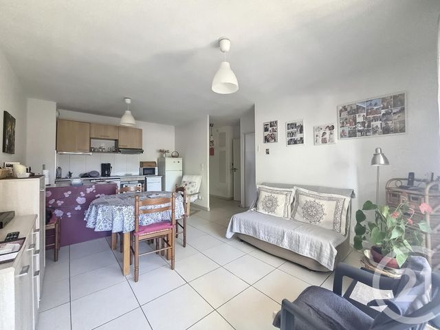 Appartement à vendre - 2 pièces - 42.03 m2 - FABREGUES - 34 - LANGUEDOC-ROUSSILLON - Century 21 Vicarello