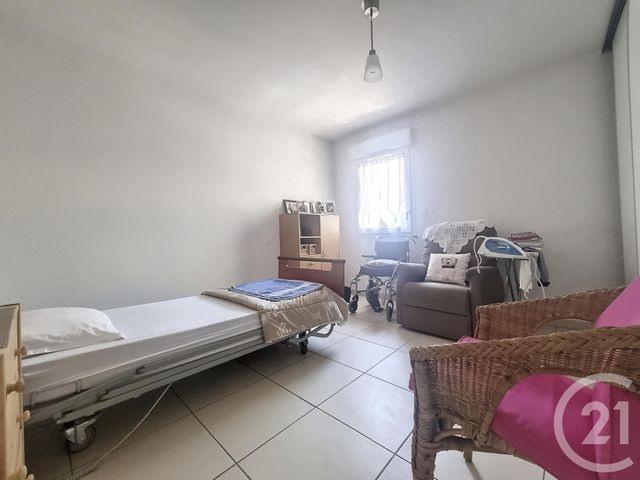 Appartement à vendre - 2 pièces - 42.03 m2 - FABREGUES - 34 - LANGUEDOC-ROUSSILLON - Century 21 Vicarello