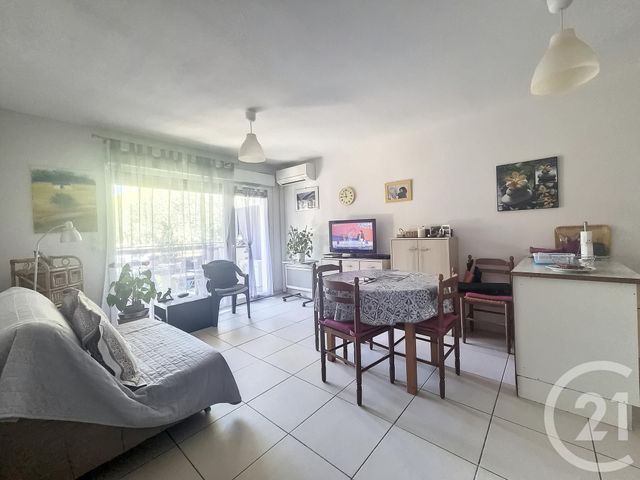 Appartement à vendre - 2 pièces - 42.03 m2 - FABREGUES - 34 - LANGUEDOC-ROUSSILLON - Century 21 Vicarello