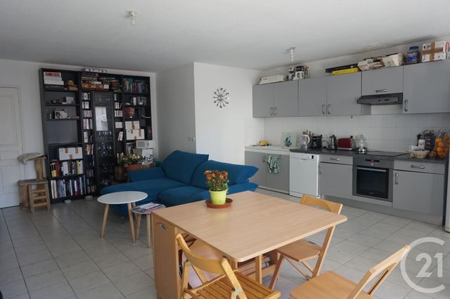 Appartement F4 à vendre - 4 pièces - 83.35 m2 - CASTELNAU LE LEZ - 34 - LANGUEDOC-ROUSSILLON - Century 21 Vicarello