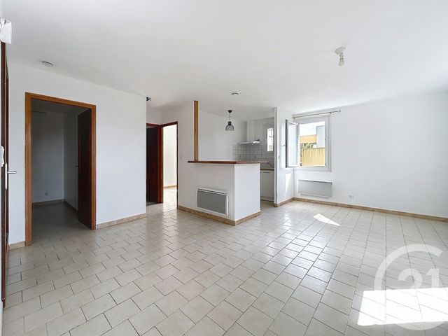 Appartement F3 à vendre - 3 pièces - 47.05 m2 - VENDARGUES - 34 - LANGUEDOC-ROUSSILLON - Century 21 Vicarello