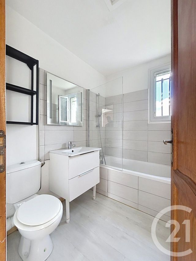 Appartement F3 à vendre - 3 pièces - 47.05 m2 - VENDARGUES - 34 - LANGUEDOC-ROUSSILLON - Century 21 Vicarello