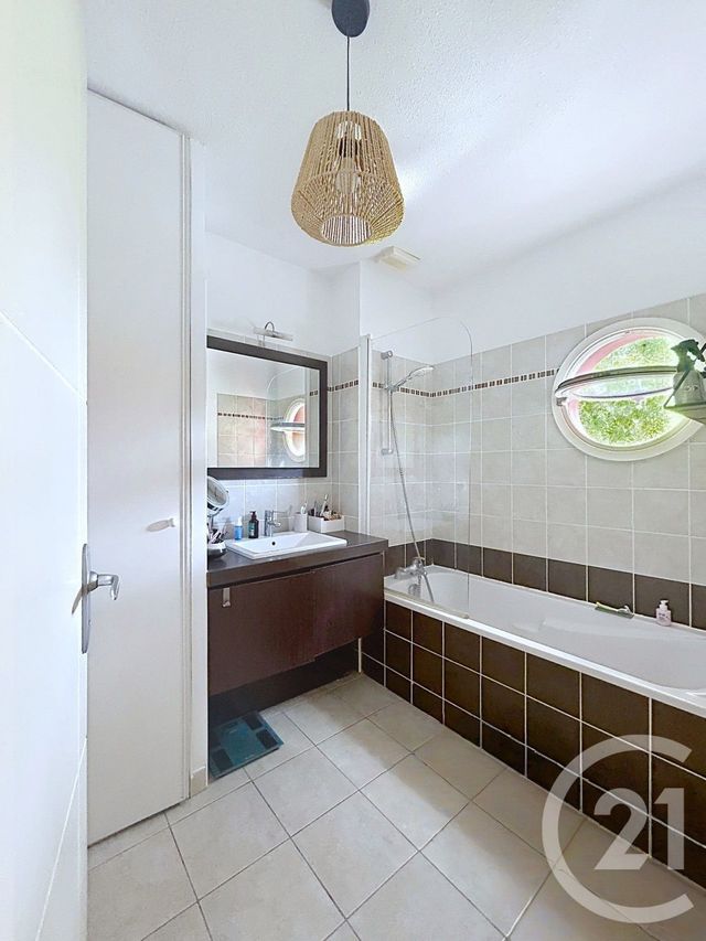 maison à vendre - 4 pièces - 85.0 m2 - MAUGUIO CARNON - 34 - LANGUEDOC-ROUSSILLON - Century 21 Vicarello