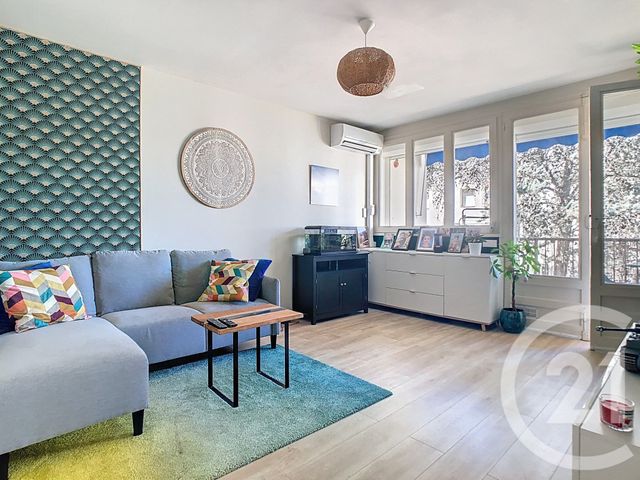 Appartement à vendre - 4 pièces - 77.11 m2 - CASTELNAU LE LEZ - 34 - LANGUEDOC-ROUSSILLON - Century 21 Vicarello