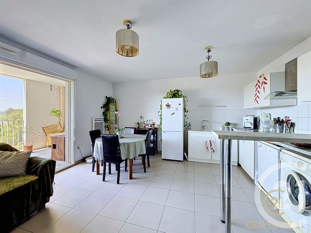Appartement T3 à vendre - 3 pièces - 58.61 m2 - PRADES LE LEZ - 34 - LANGUEDOC-ROUSSILLON - Century 21 Vicarello