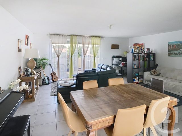 Afficher la photo en grand Appartement F3 à vendre - 3 pièces - 105.94 m2 - CASTELNAU LE LEZ - 34 - LANGUEDOC-ROUSSILLON - Century 21 Vicarello