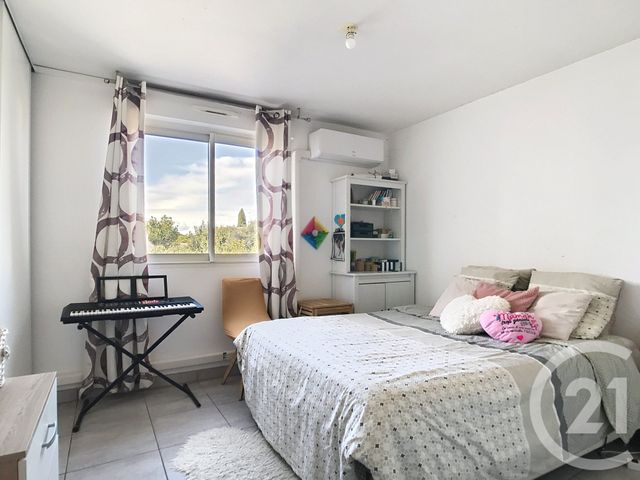 Afficher la photo en grand Appartement F3 à vendre - 3 pièces - 105.94 m2 - CASTELNAU LE LEZ - 34 - LANGUEDOC-ROUSSILLON - Century 21 Vicarello