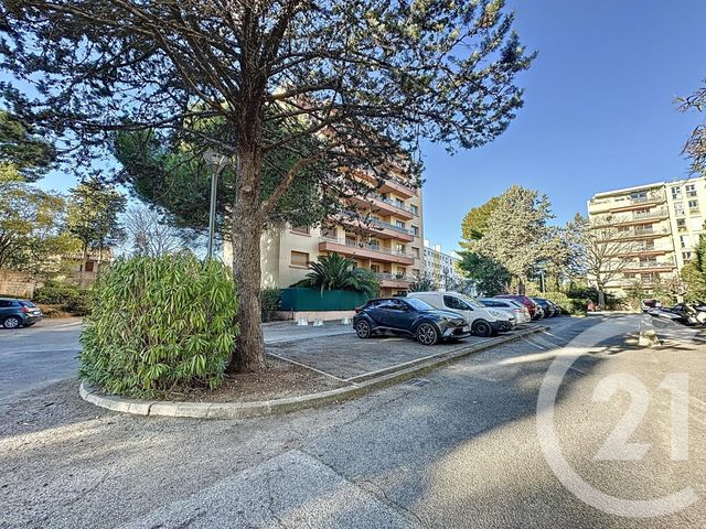 Appartement F1 à vendre - 1 pièce - 31.84 m2 - MONTPELLIER - 34 - LANGUEDOC-ROUSSILLON - Century 21 Vicarello