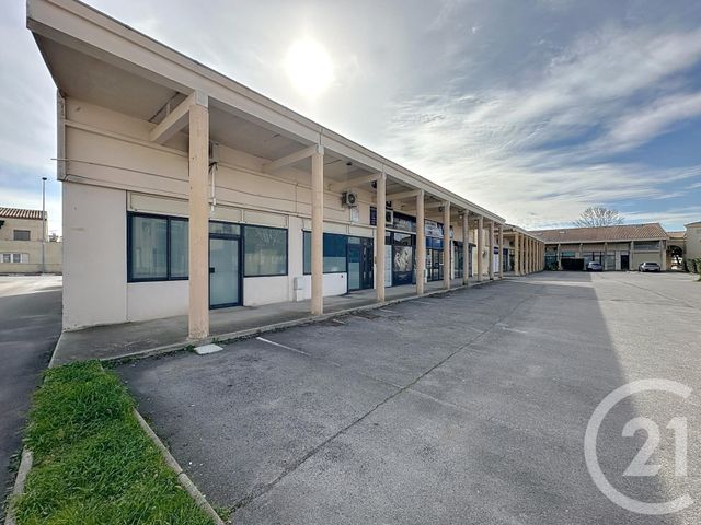 Afficher la photo en grand immeuble à vendre - 218.0 m2 - CASTRIES - 34 - LANGUEDOC-ROUSSILLON - Century 21 Vicarello