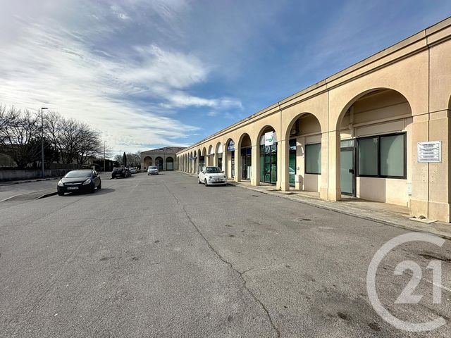 Afficher la photo en grand immeuble à vendre - 218.0 m2 - CASTRIES - 34 - LANGUEDOC-ROUSSILLON - Century 21 Vicarello