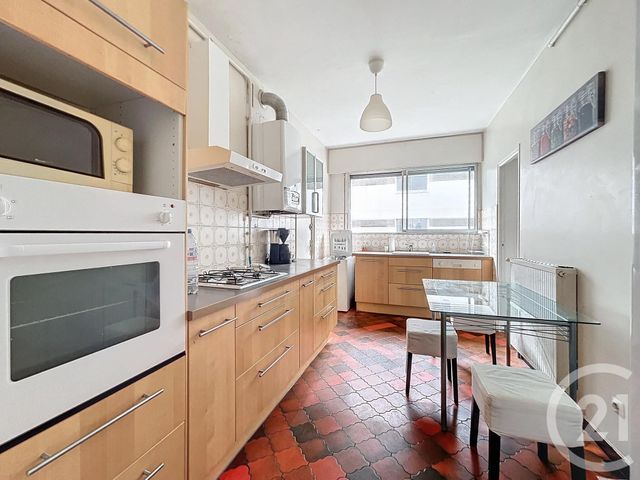 Appartement T4 à vendre - 4 pièces - 89.0 m2 - MONTPELLIER - 34 - LANGUEDOC-ROUSSILLON - Century 21 Vicarello