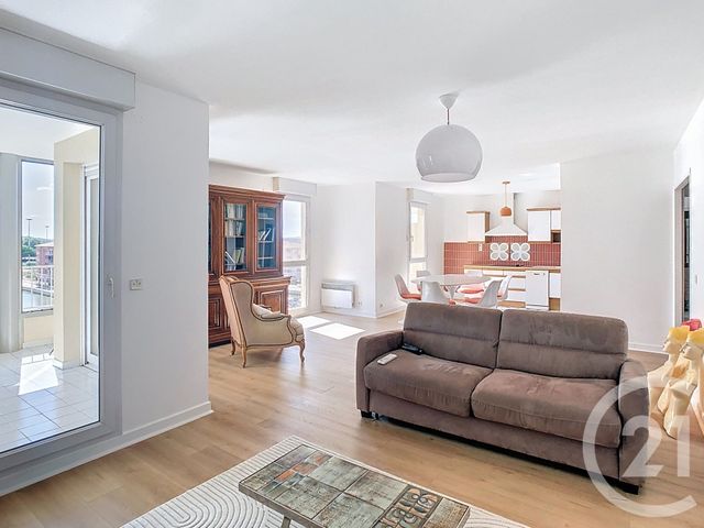 Appartement F4 à louer - 4 pièces - 97.85 m2 - LATTES - 34 - LANGUEDOC-ROUSSILLON - Century 21 Vicarello