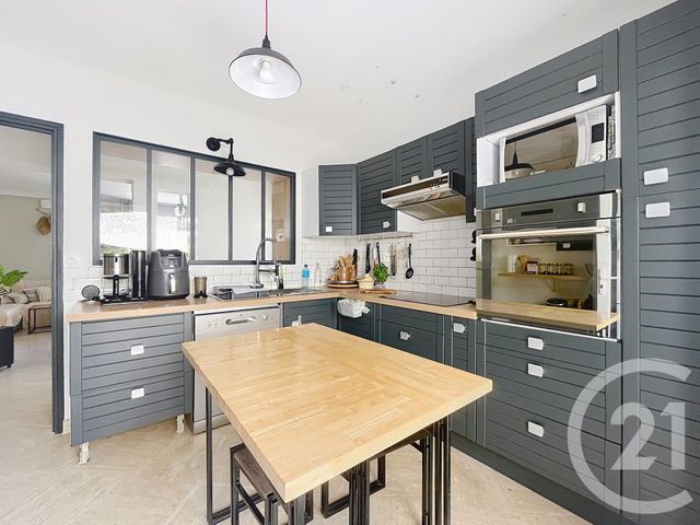 Afficher la photo en grand maison à vendre - 6 pièces - 180.0 m2 - MONTPELLIER - 34 - LANGUEDOC-ROUSSILLON - Century 21 Vicarello