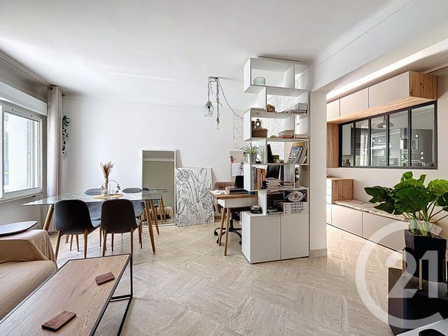 Afficher la photo en grand maison à vendre - 6 pièces - 180.0 m2 - MONTPELLIER - 34 - LANGUEDOC-ROUSSILLON - Century 21 Vicarello