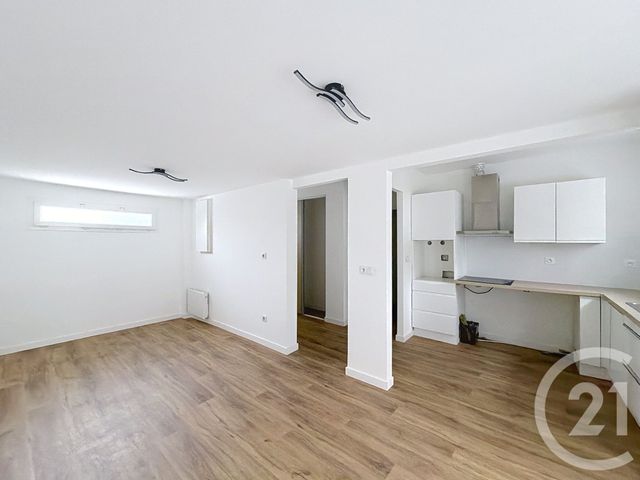 maison à louer - 5 pièces - 78.78 m2 - CASTELNAU LE LEZ - 34 - LANGUEDOC-ROUSSILLON - Century 21 Vicarello