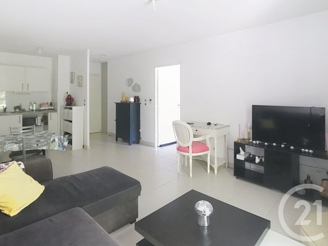 Appartement F2 à vendre - 2 pièces - 43.9 m2 - ST AUNES - 34 - LANGUEDOC-ROUSSILLON - Century 21 Vicarello