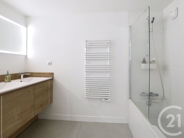 Appartement F3 à vendre - 3 pièces - 69.25 m2 - CASTELNAU LE LEZ - 34 - LANGUEDOC-ROUSSILLON - Century 21 Vicarello