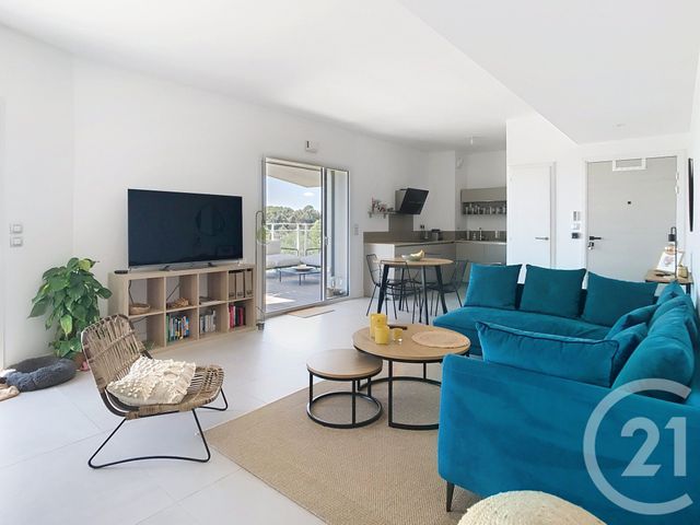 Appartement F3 à vendre - 3 pièces - 69.25 m2 - CASTELNAU LE LEZ - 34 - LANGUEDOC-ROUSSILLON - Century 21 Vicarello
