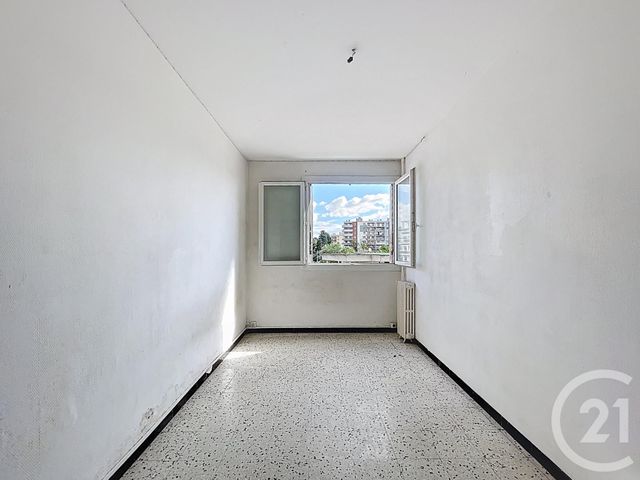 Appartement F4 à vendre - 4 pièces - 74.4 m2 - MONTPELLIER - 34 - LANGUEDOC-ROUSSILLON - Century 21 Vicarello