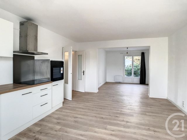 Appartement F4 à louer - 4 pièces - 87.1 m2 - CASTELNAU LE LEZ - 34 - LANGUEDOC-ROUSSILLON - Century 21 Vicarello