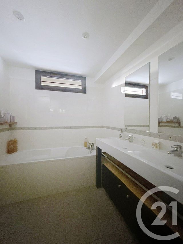 Appartement T3 à vendre - 3 pièces - 81.25 m2 - MONTPELLIER - 34 - LANGUEDOC-ROUSSILLON - Century 21 Vicarello