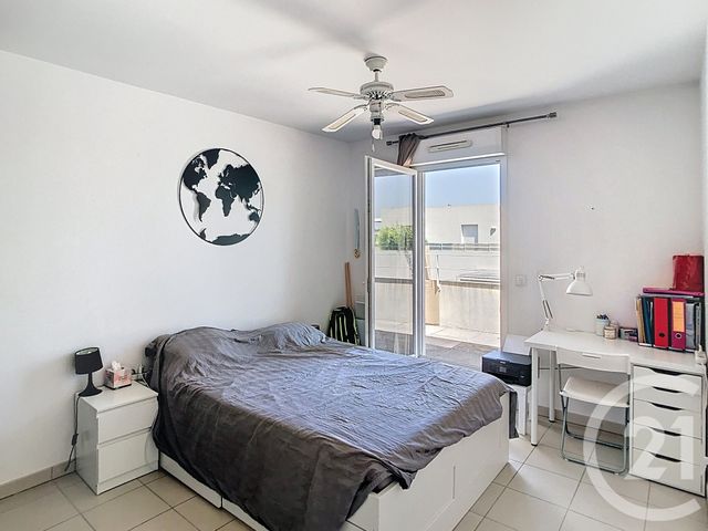 Appartement F2 à vendre - 2 pièces - 45.7 m2 - JUVIGNAC - 34 - LANGUEDOC-ROUSSILLON - Century 21 Vicarello