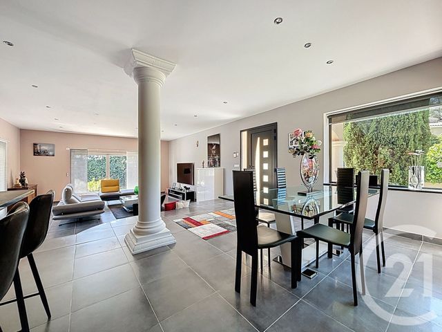 maison à vendre - 7 pièces - 189.4 m2 - GUZARGUES - 34 - LANGUEDOC-ROUSSILLON - Century 21 Vicarello