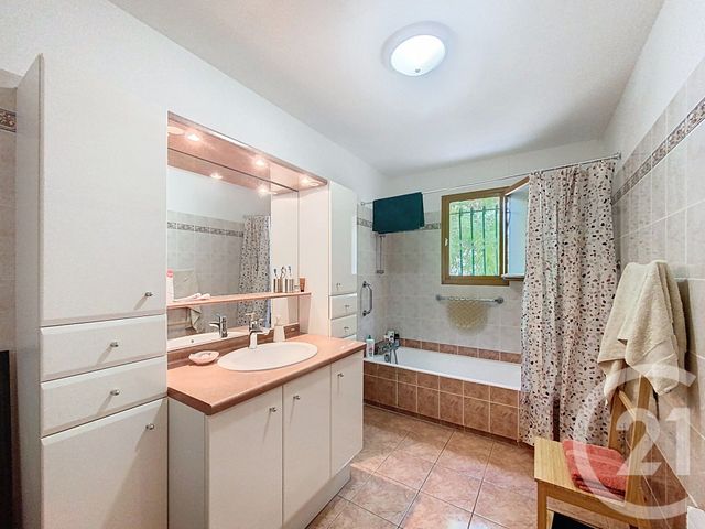 maison à louer - 6 pièces - 159.32 m2 - CLARET - 34 - LANGUEDOC-ROUSSILLON - Century 21 Vicarello