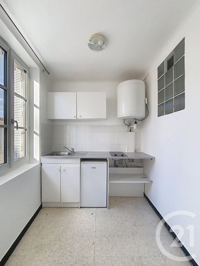 Appartement F1 à louer - 1 pièce - 29.4 m2 - MONTPELLIER - 34 - LANGUEDOC-ROUSSILLON - Century 21 Vicarello