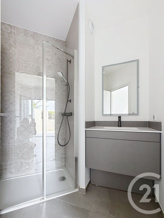 Afficher la photo en grand Appartement F4 à vendre - 4 pièces - 96.38 m2 - CASTELNAU LE LEZ - 34 - LANGUEDOC-ROUSSILLON - Century 21 Vicarello