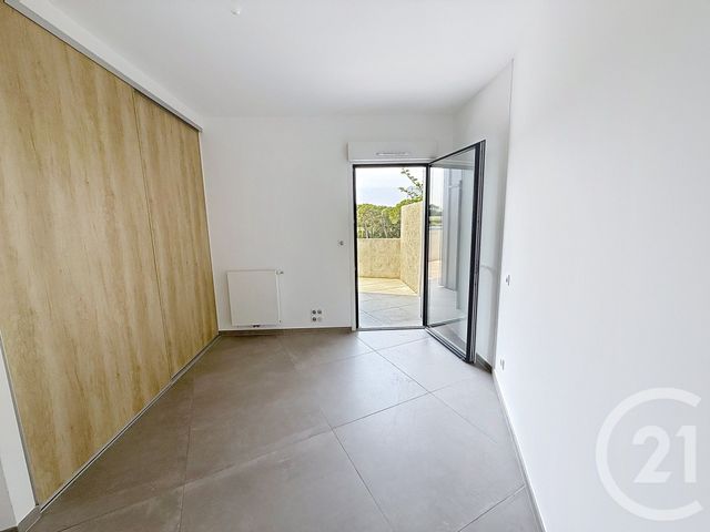 Afficher la photo en grand Appartement F4 à vendre - 4 pièces - 96.38 m2 - CASTELNAU LE LEZ - 34 - LANGUEDOC-ROUSSILLON - Century 21 Vicarello