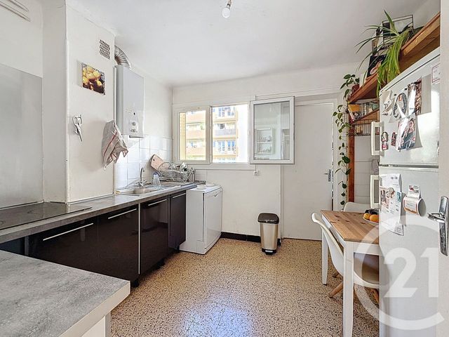 Appartement F3 à vendre - 3 pièces - 61.47 m2 - MONTPELLIER - 34 - LANGUEDOC-ROUSSILLON - Century 21 Vicarello