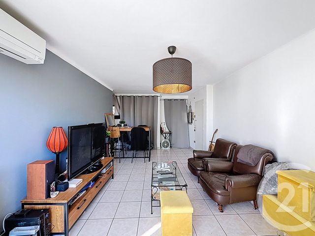 Afficher la photo en grand Appartement F3 à vendre - 3 pièces - 61.99 m2 - MONTPELLIER - 34 - LANGUEDOC-ROUSSILLON - Century 21 Vicarello