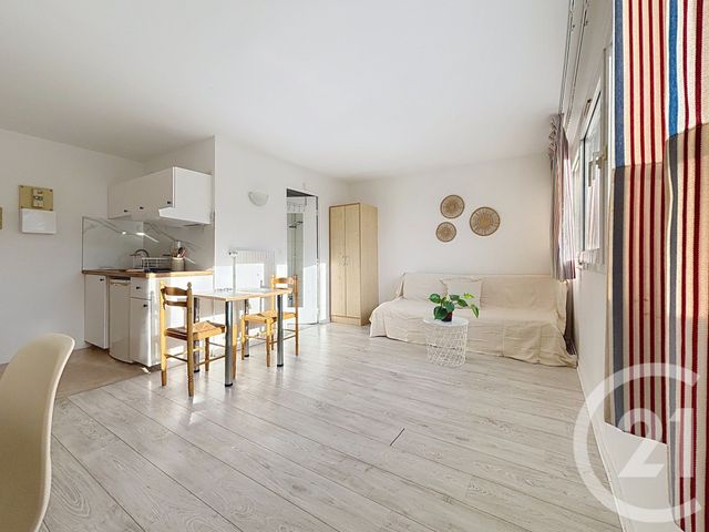 Appartement F1 à louer - 1 pièce - 24.24 m2 - MONTPELLIER - 34 - LANGUEDOC-ROUSSILLON - Century 21 Vicarello