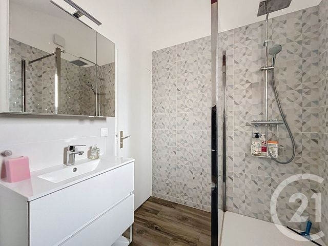 maison à vendre - 5 pièces - 120.6 m2 - ST JEAN DE VEDAS - 34 - LANGUEDOC-ROUSSILLON - Century 21 Vicarello