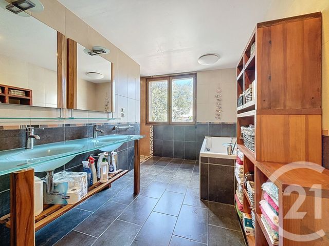 maison à vendre - 10 pièces - 244.31 m2 - LE CRES - 34 - LANGUEDOC-ROUSSILLON - Century 21 Vicarello