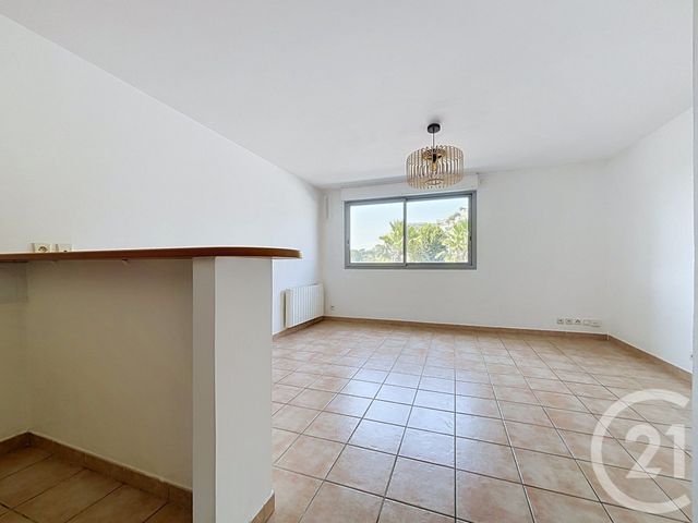 Appartement F2 à vendre - 2 pièces - 44.49 m2 - CASTELNAU LE LEZ - 34 - LANGUEDOC-ROUSSILLON - Century 21 Vicarello