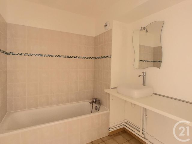 Appartement F2 à louer - 2 pièces - 48.41 m2 - MONTPELLIER - 34 - LANGUEDOC-ROUSSILLON - Century 21 Vicarello